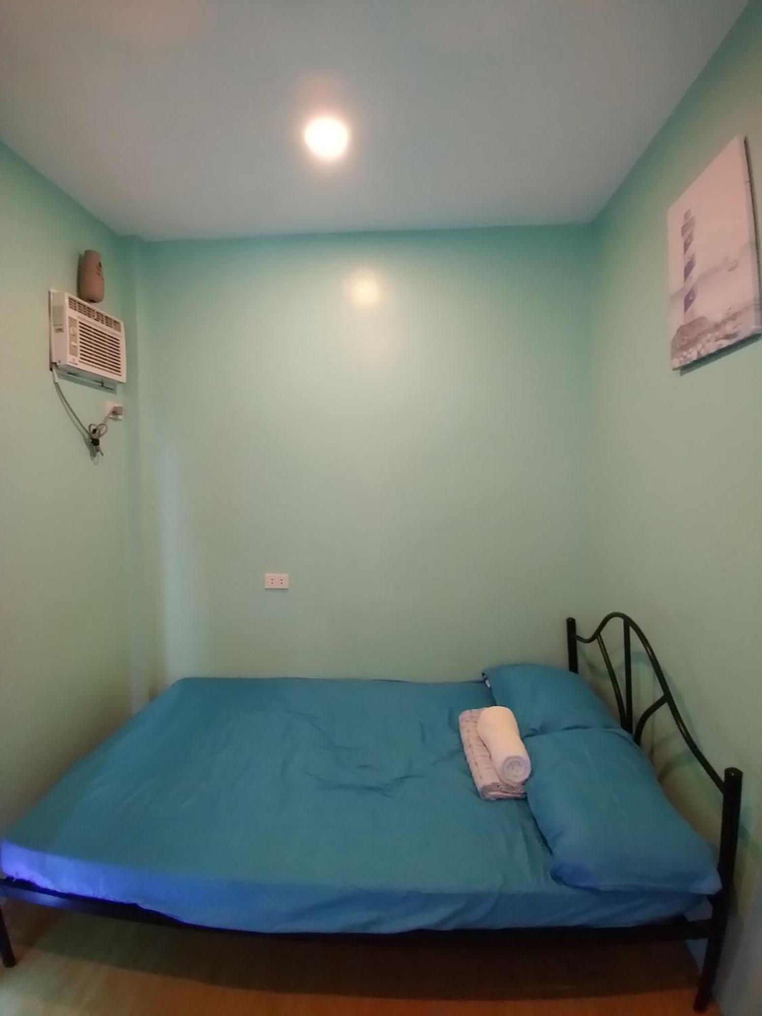 Azulea Lodging House Oslob Room photo