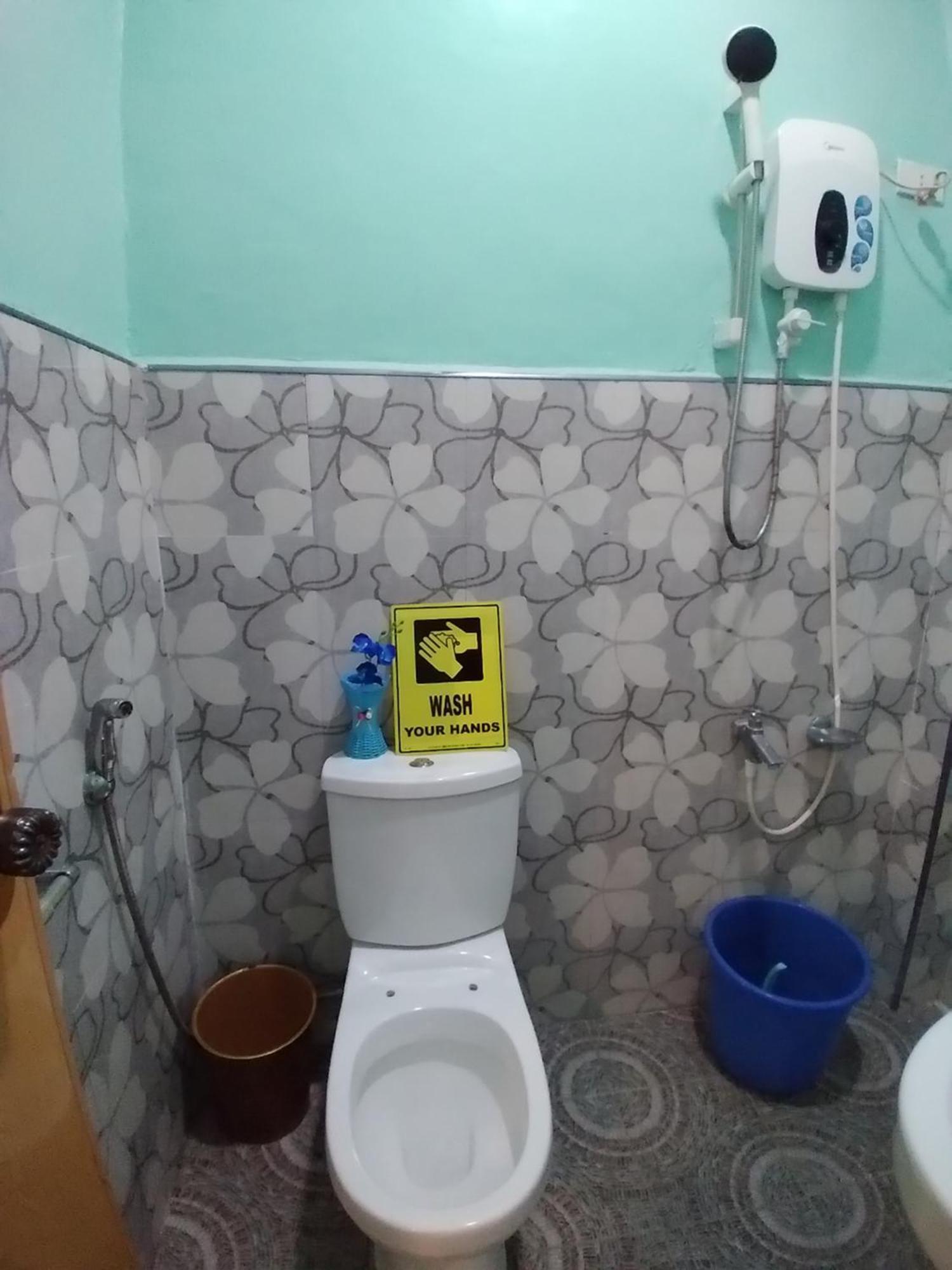 Azulea Lodging House Oslob Room photo