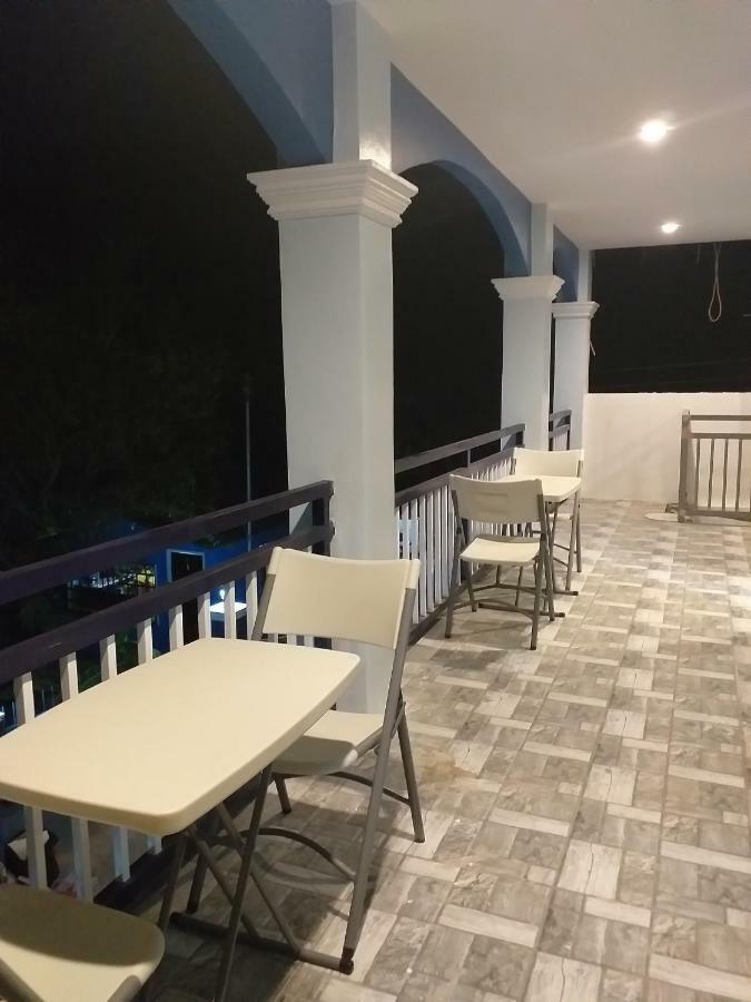 Azulea Lodging House Oslob Exterior photo